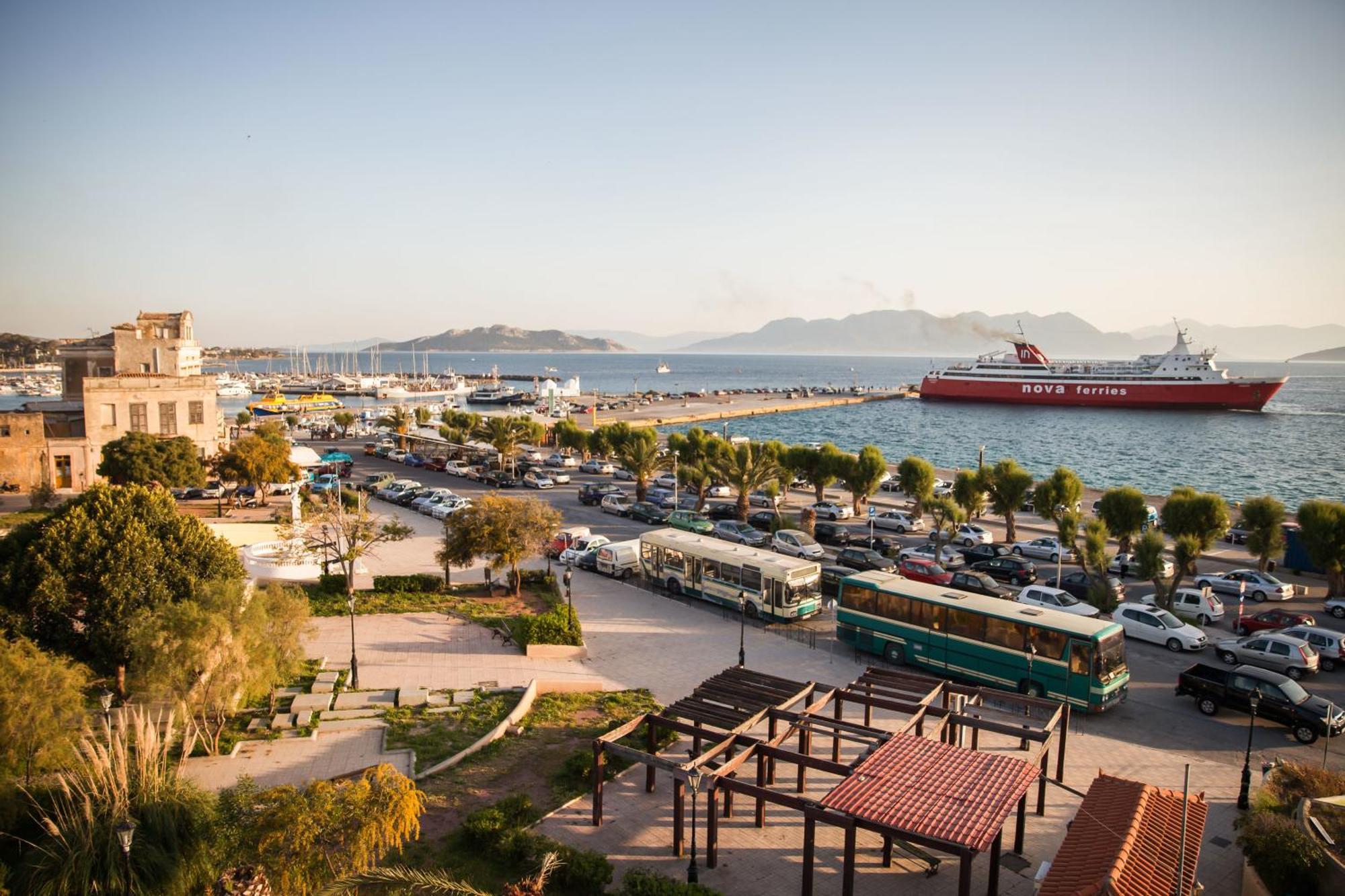 Togias Hotel Aegina Номер фото