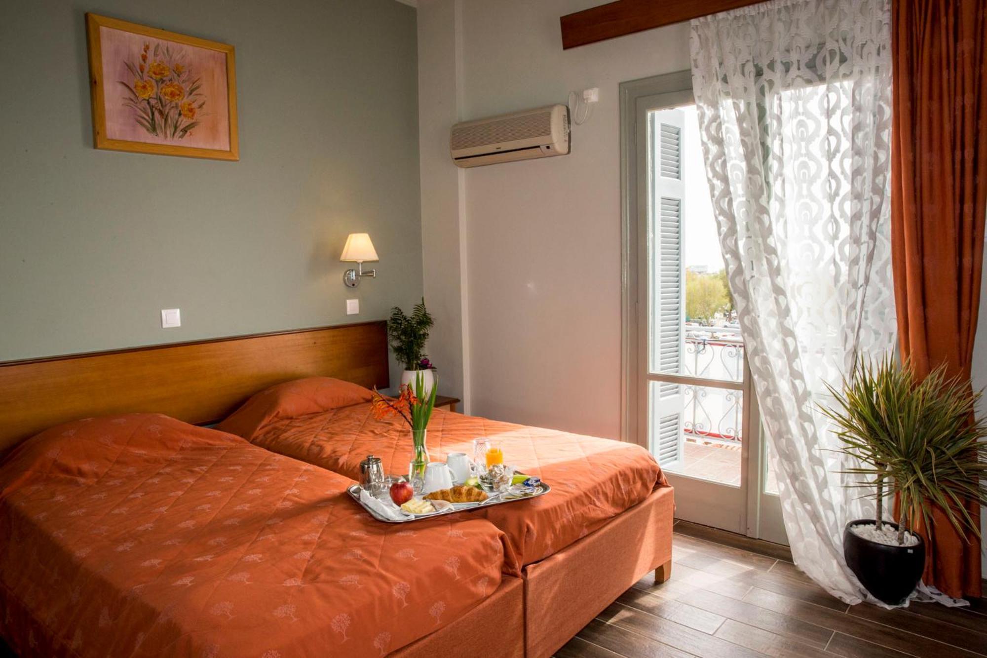 Togias Hotel Aegina Экстерьер фото